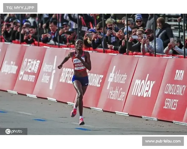 科里尔力争破世界纪录挑战芝加哥马拉松卫冕荣耀 十月风城再度掀起速度风暴 科里尔力争破世界纪录挑战芝加哥马拉松卫冕荣耀 十月风城再度掀起速度风暴