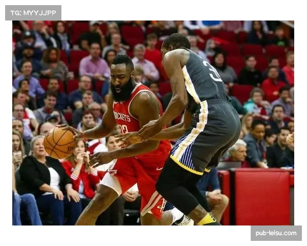 魔术无限换防体系迫使骑士陷入单打，哈登米切尔助攻数大幅下降