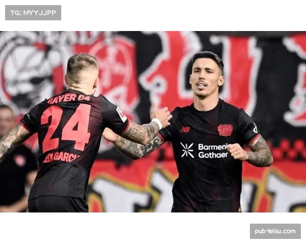 勒沃库森中场费尔南德斯助攻格里马尔多,中场创造力充沛